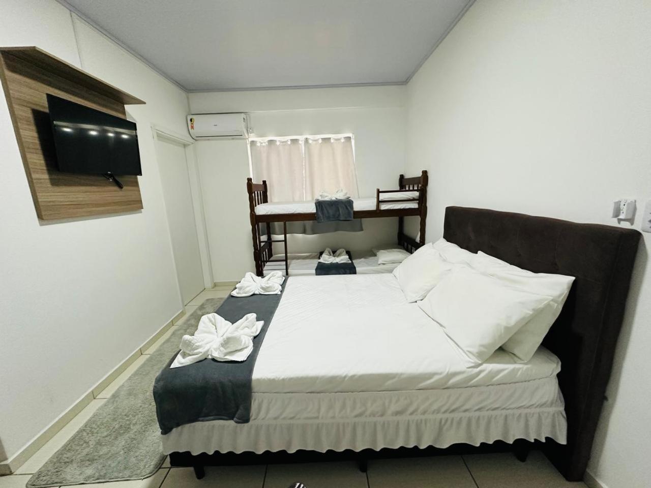 Safari Inn *